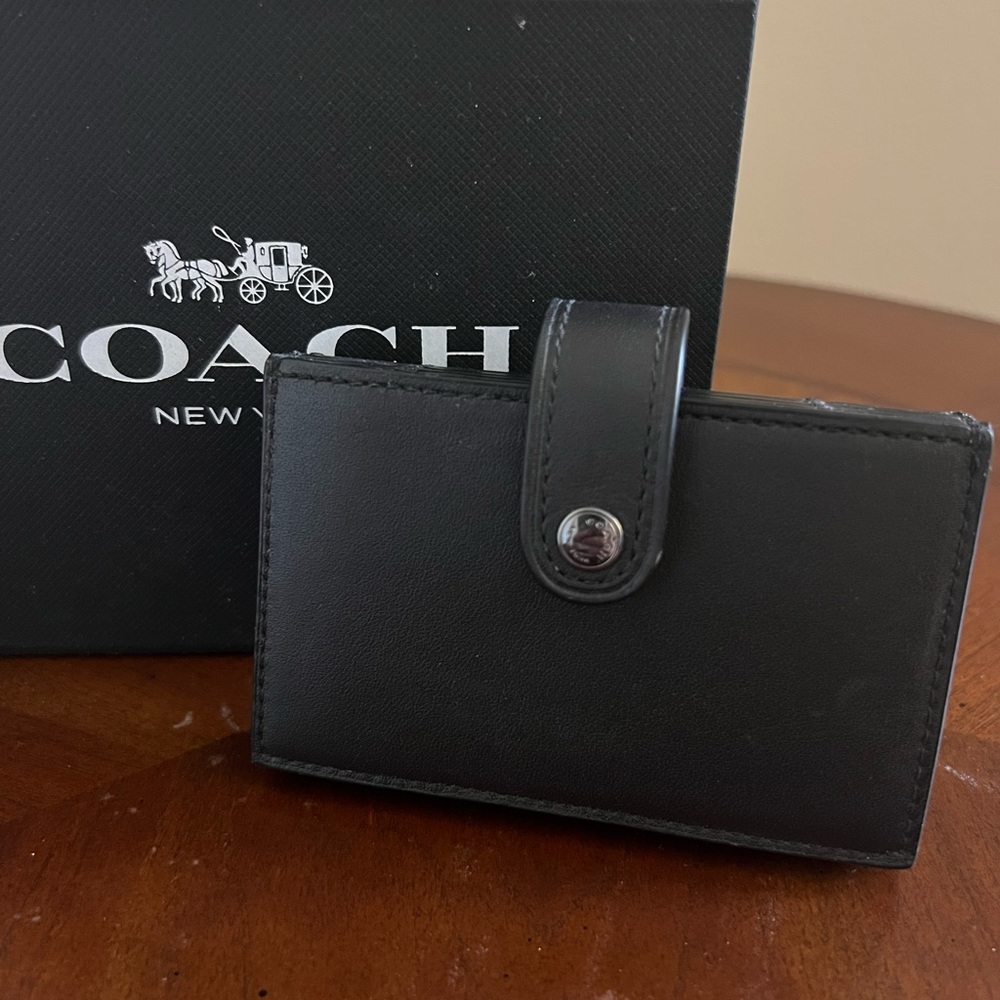 COACH Black leather cardholder